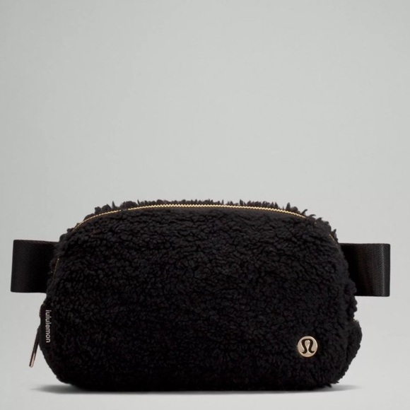 Lululemon Everywhere Fleece Belt Bag Black New‎ With Tags - Picture 1 of 5